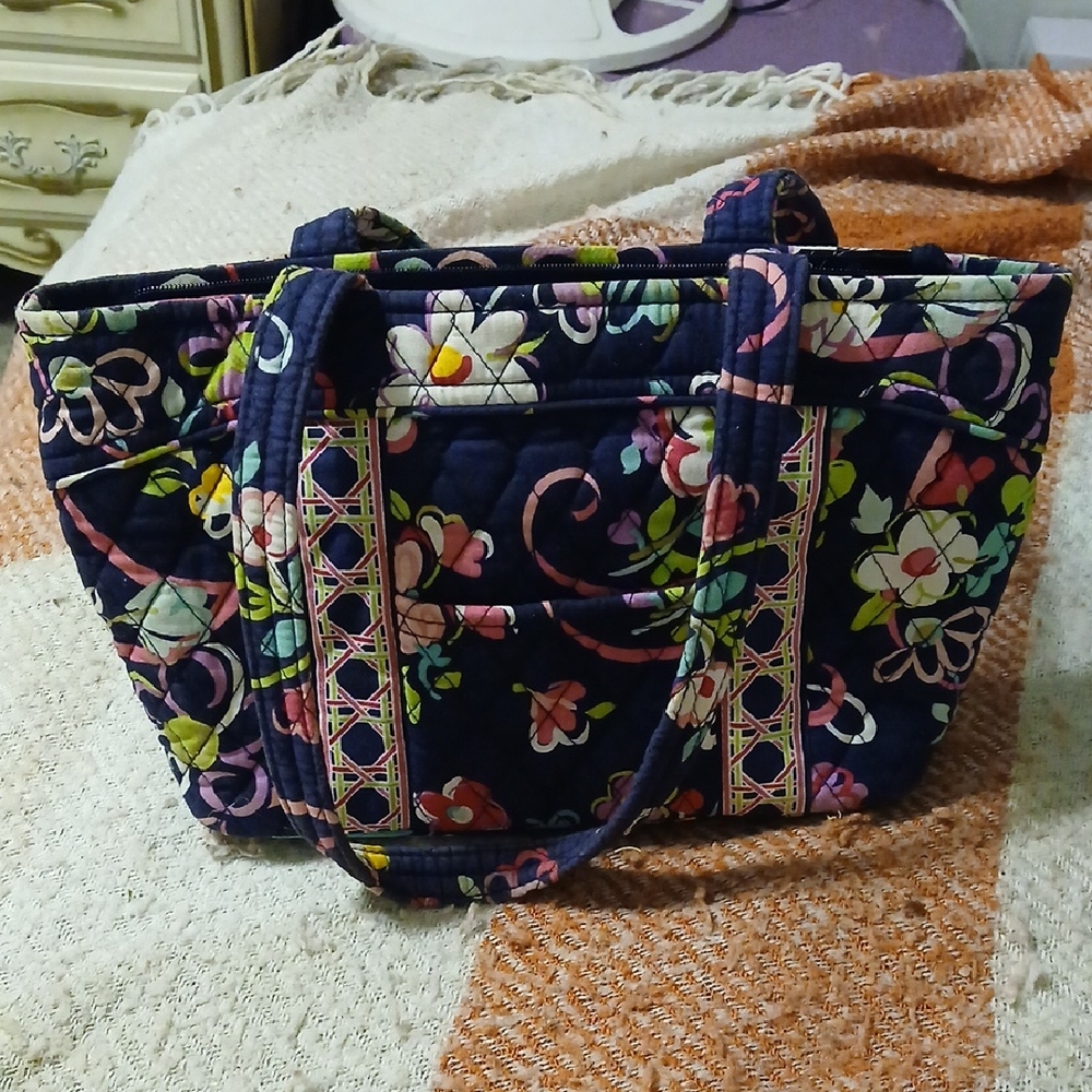 Vera Bradley Navy Floral Lunch Bag